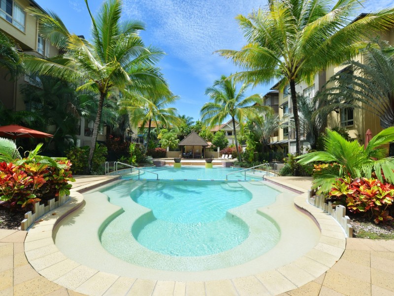 716/2 Greenslopes Street, Cairns North QLD 4870