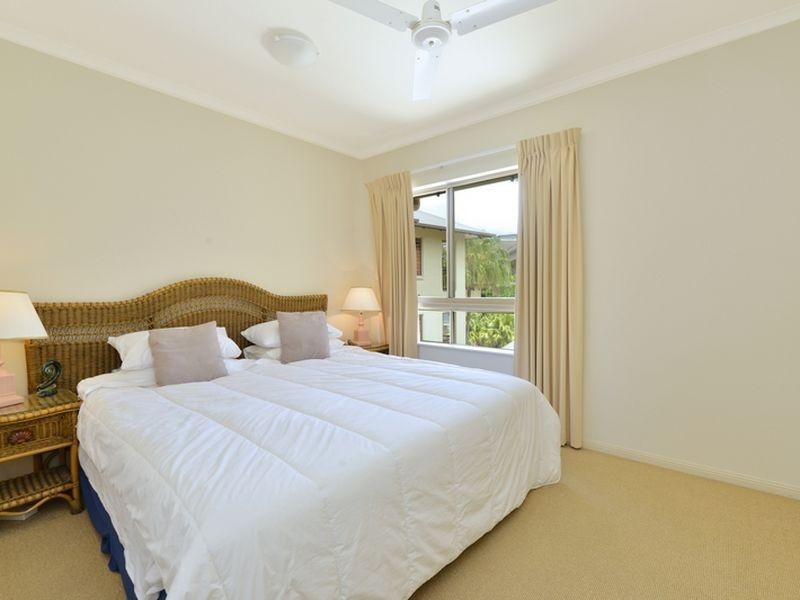 1614/2 Greenslopes Street, Cairns North QLD 4870