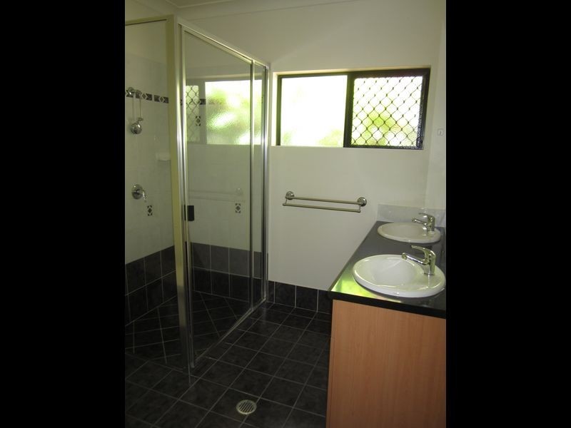 58 Fairley Street, Redlynch QLD 4870
