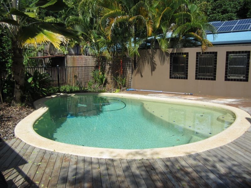 58 Fairley Street, Redlynch QLD 4870