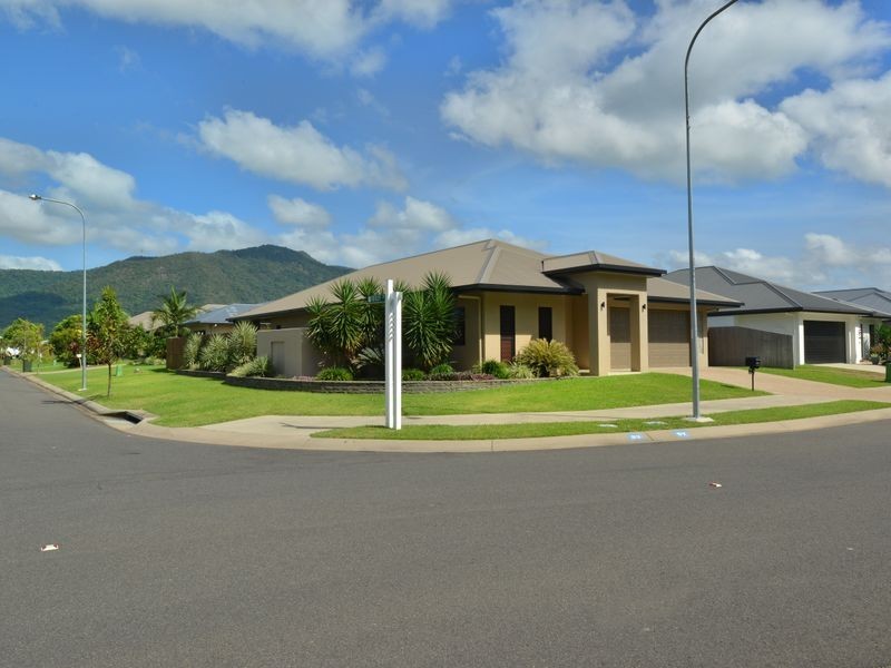 22 Quartzborough Promenade, Trinity Park QLD 4879