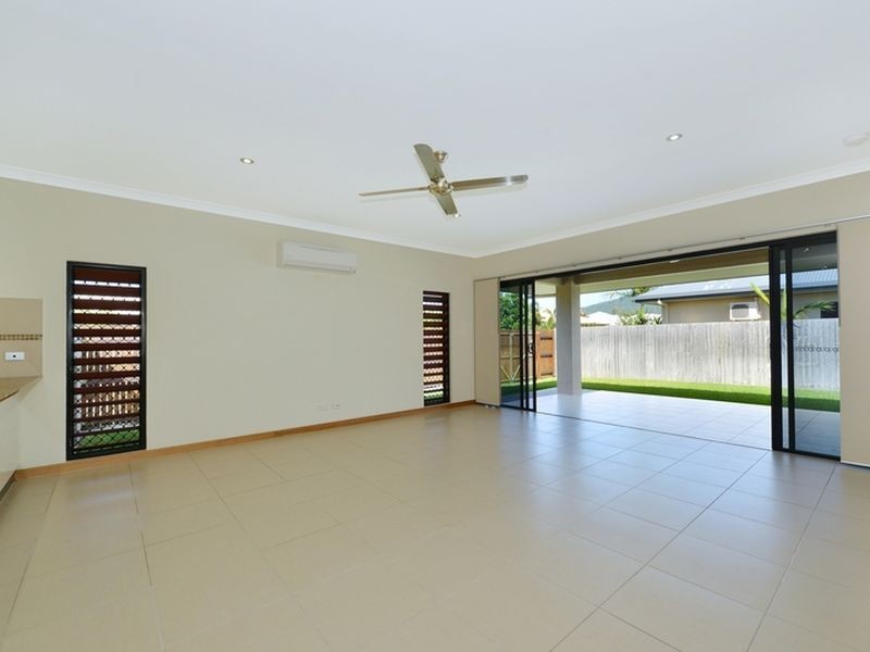 22 Quartzborough Promenade, Trinity Park QLD 4879