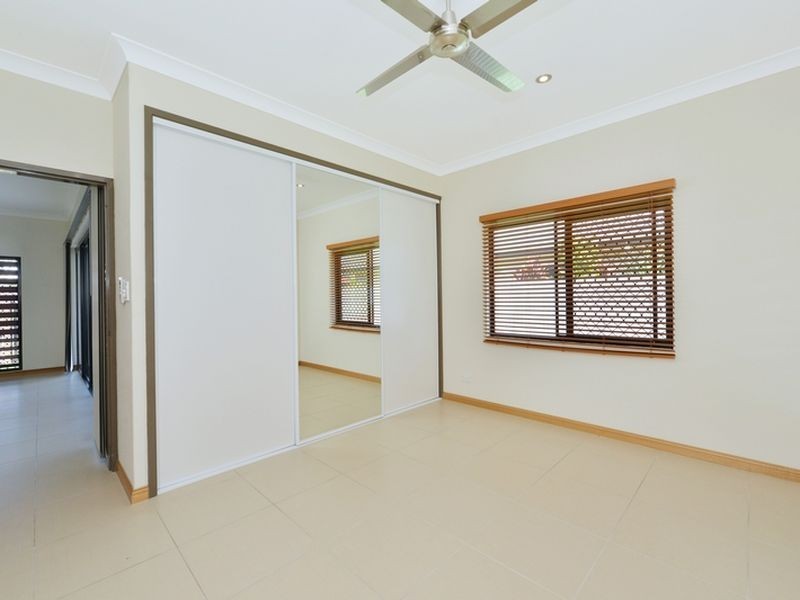 22 Quartzborough Promenade, Trinity Park QLD 4879