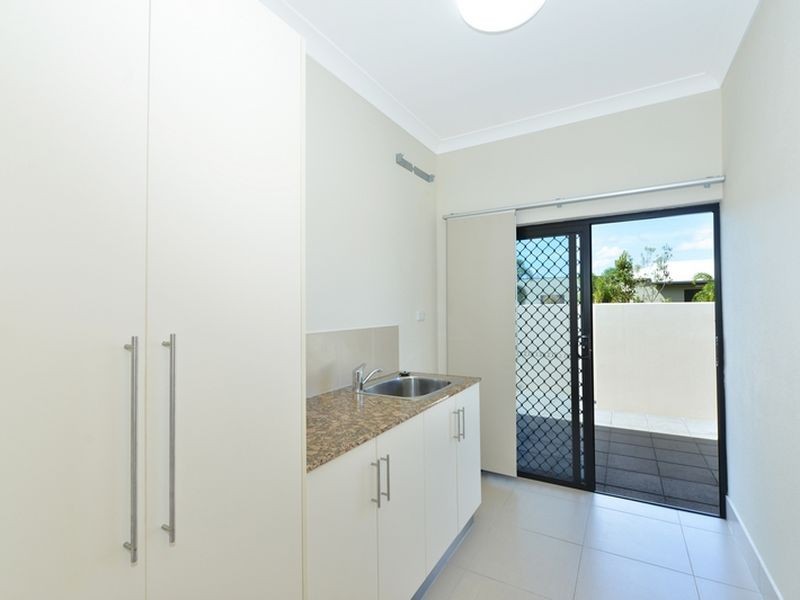22 Quartzborough Promenade, Trinity Park QLD 4879