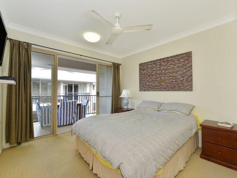 8/12-14 Old Smithfield Road, Freshwater QLD 4870