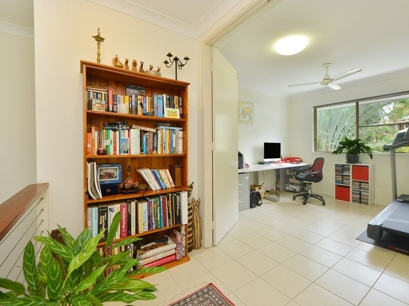 8/12-14 Old Smithfield Road, Freshwater QLD 4870