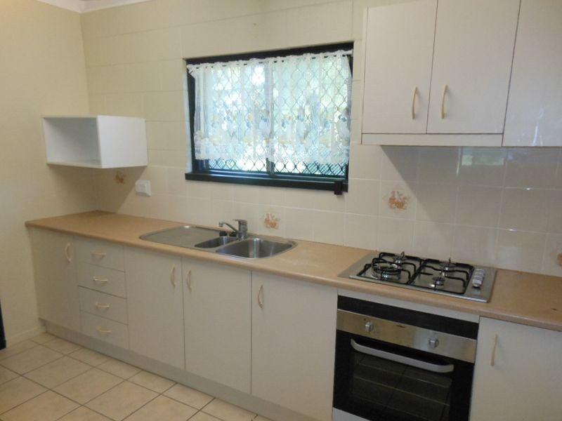 18 Purbeck Place, Edge Hill QLD 4870