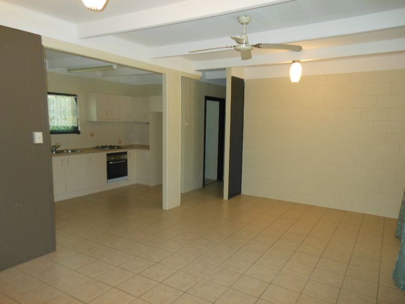 18 Purbeck Place, Edge Hill QLD 4870
