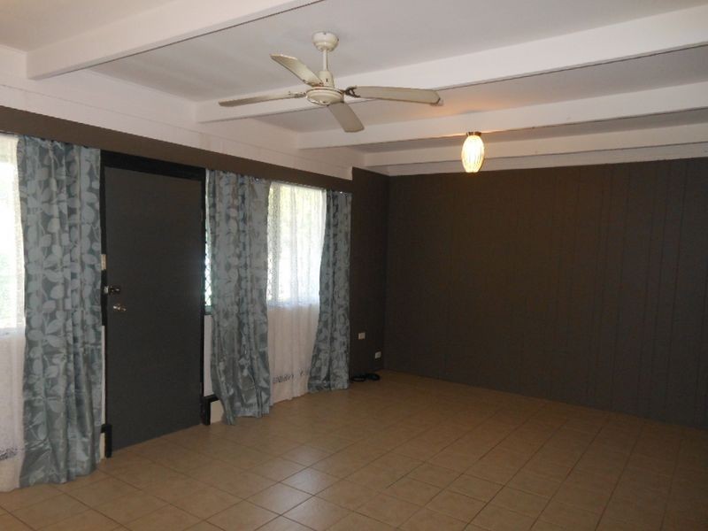 18 Purbeck Place, Edge Hill QLD 4870