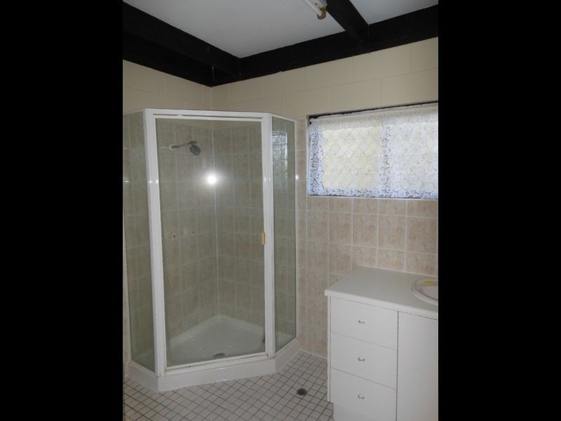 18 Purbeck Place, Edge Hill QLD 4870