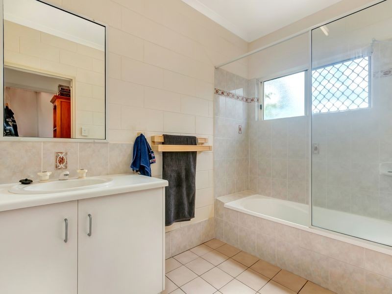 12 Mercurio Street, White Rock QLD 4868