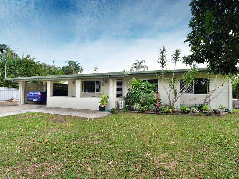 1 & 2/8 Nunga Close, Manunda QLD 4870