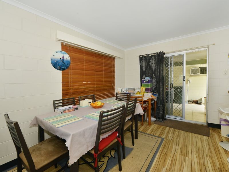 1 & 2/8 Nunga Close, Manunda QLD 4870