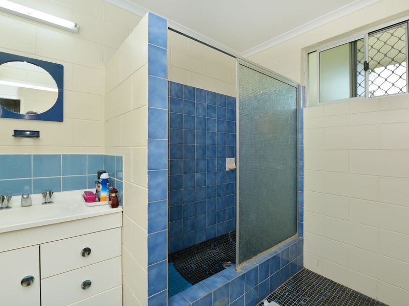 1 & 2/8 Nunga Close, Manunda QLD 4870