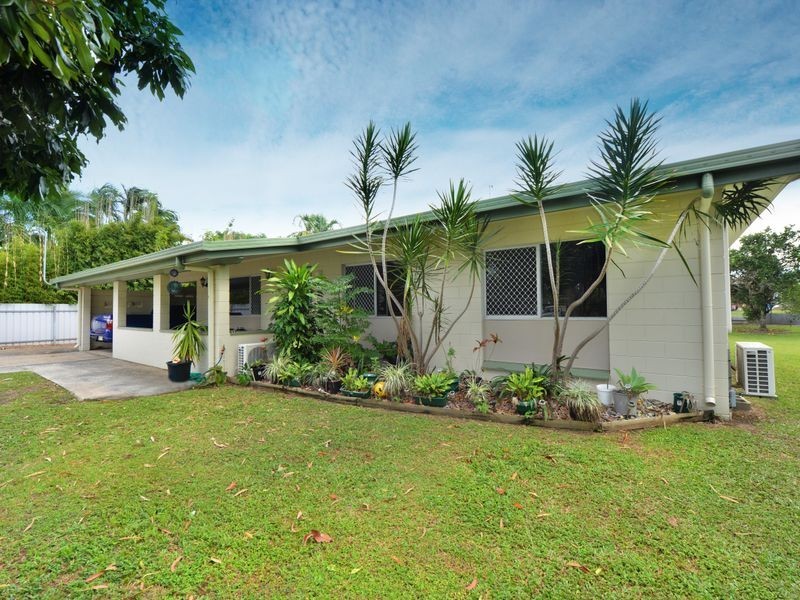 1 & 2/8 Nunga Close, Manunda QLD 4870