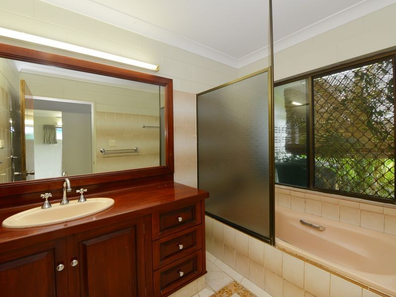 48 Carnation Drive, Mooroobool QLD 4870