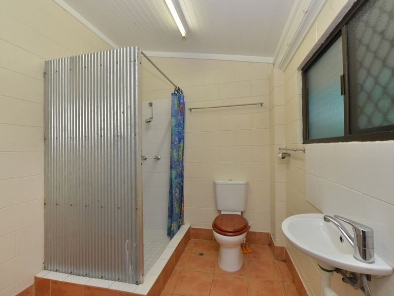 48 Carnation Drive, Mooroobool QLD 4870