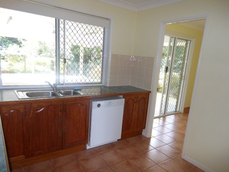 2 Nutmeg Close, Mount Sheridan QLD 4868
