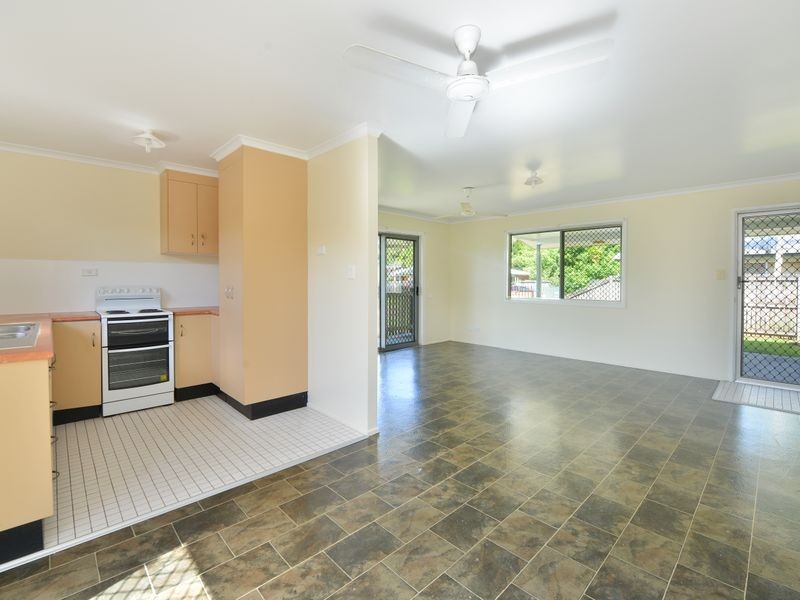 37 Frances Street, Mooroobool QLD 4870