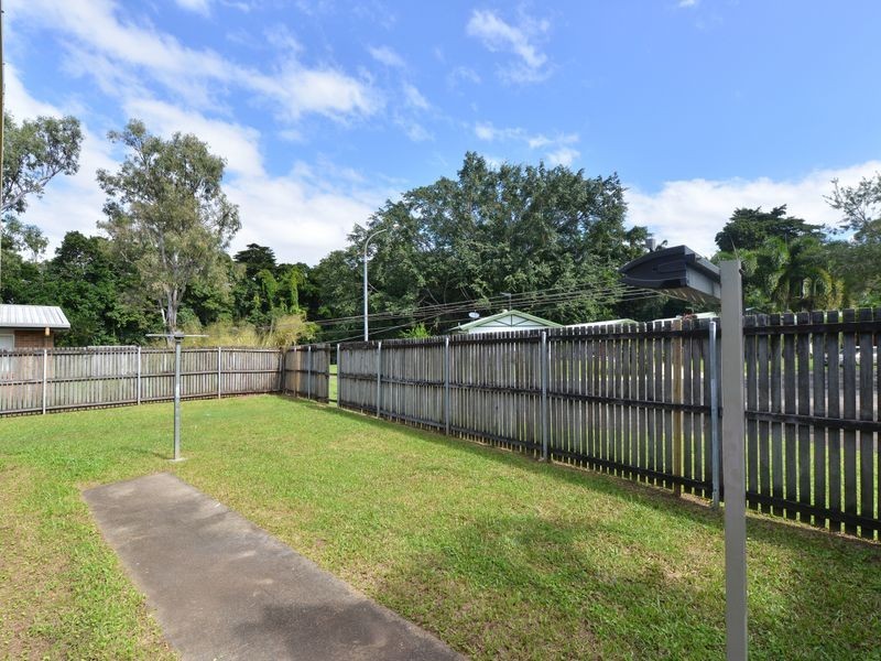 37 Frances Street, Mooroobool QLD 4870