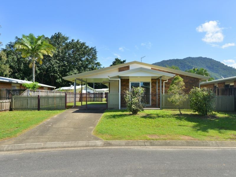 37 Frances Street, Mooroobool QLD 4870