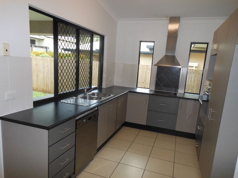 21 Pascoe, Mount Sheridan QLD 4868