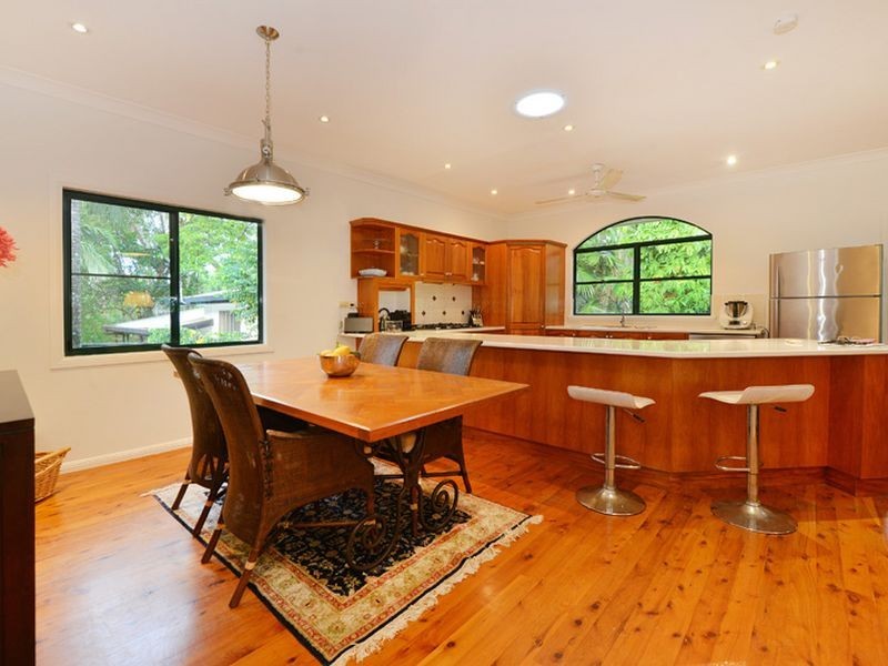 11 Mason Street, Stratford QLD 4870