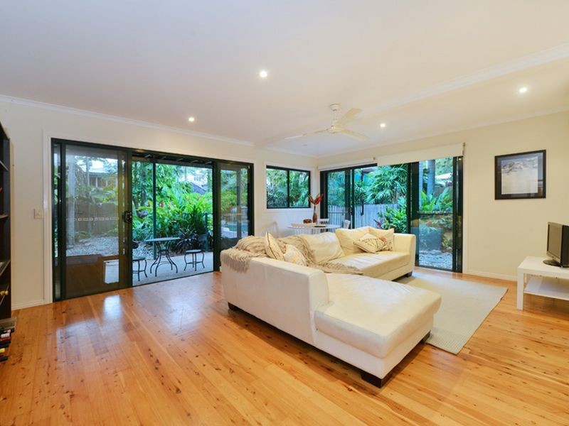 11 Mason Street, Stratford QLD 4870