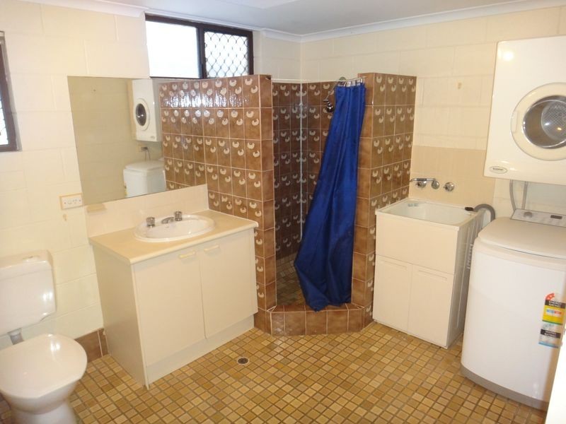 2/23 Harris Street, Parramatta Park QLD 4870