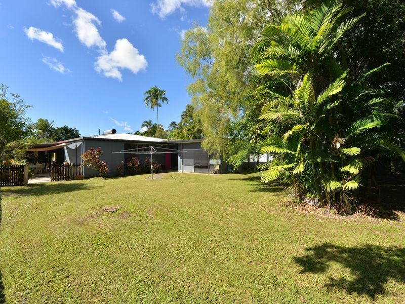 487 McCoombe Street, Mooroobool QLD 4870