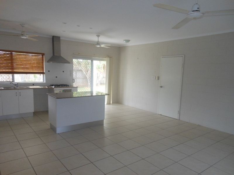 22 Resolution Drive, Bentley Park QLD 4869