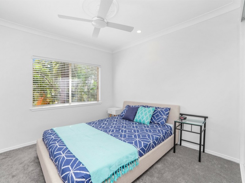 8/21 Springfield Crescent, Manoora QLD 4870