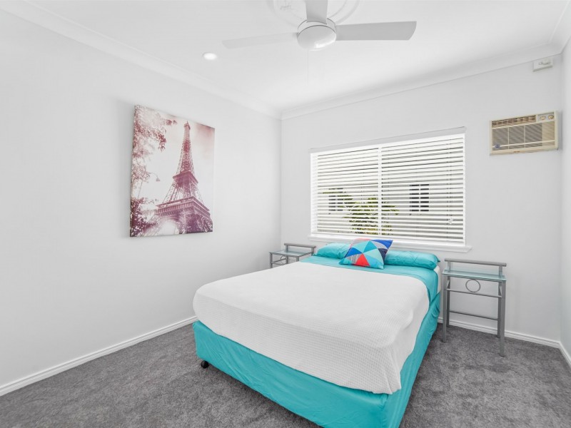 8/21 Springfield Crescent, Manoora QLD 4870