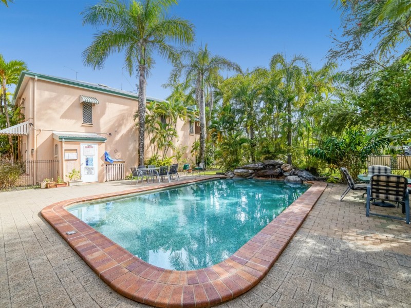 8/21 Springfield Crescent, Manoora QLD 4870