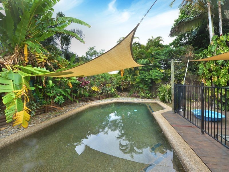 9 Old Smithfield Road, Freshwater QLD 4870
