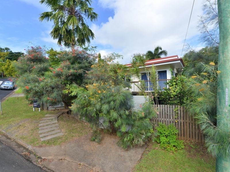 9 Old Smithfield Road, Freshwater QLD 4870