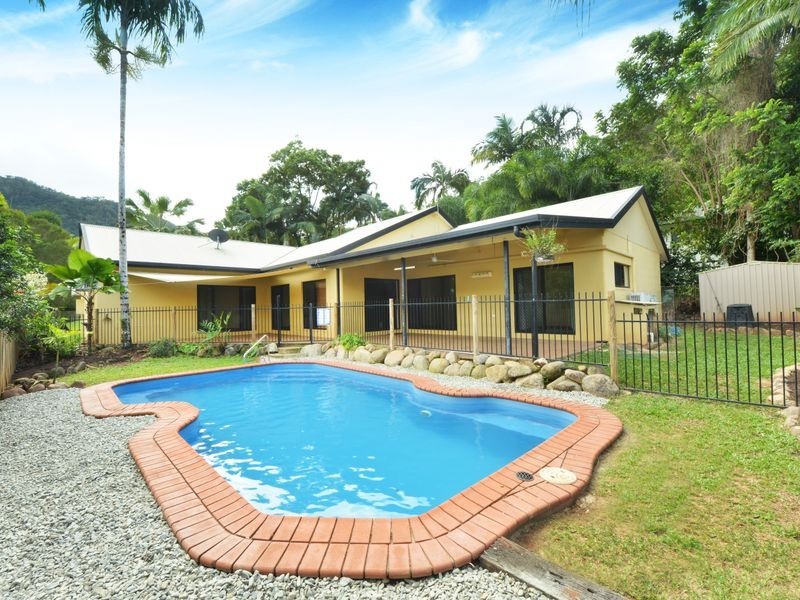 5 Thorpe Place, Bentley Park QLD 4869
