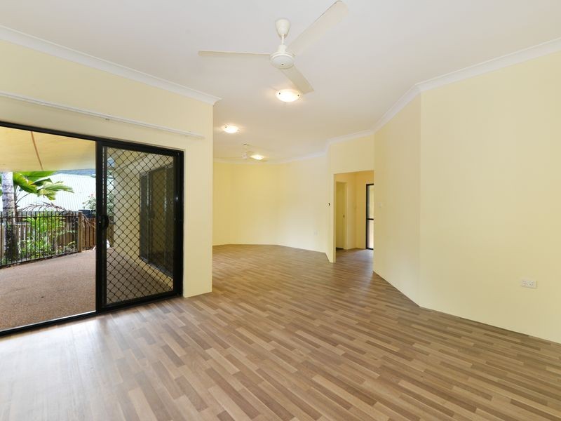 5 Thorpe Place, Bentley Park QLD 4869