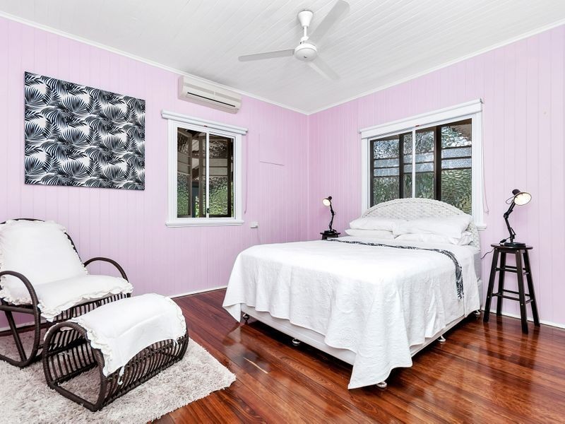 13 Close Street, Mooroobool QLD 4870