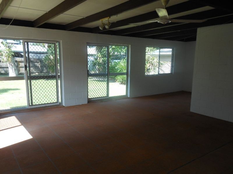 19 Hudson Street, Whitfield QLD 4870