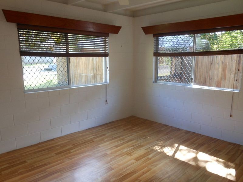 19 Hudson Street, Whitfield QLD 4870