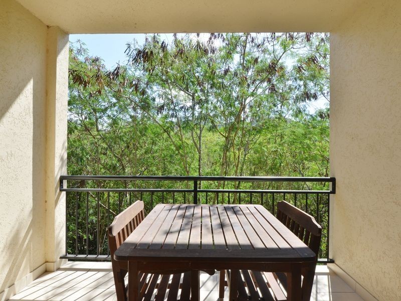 1732/2 Greenslopes Street, Cairns North QLD 4870