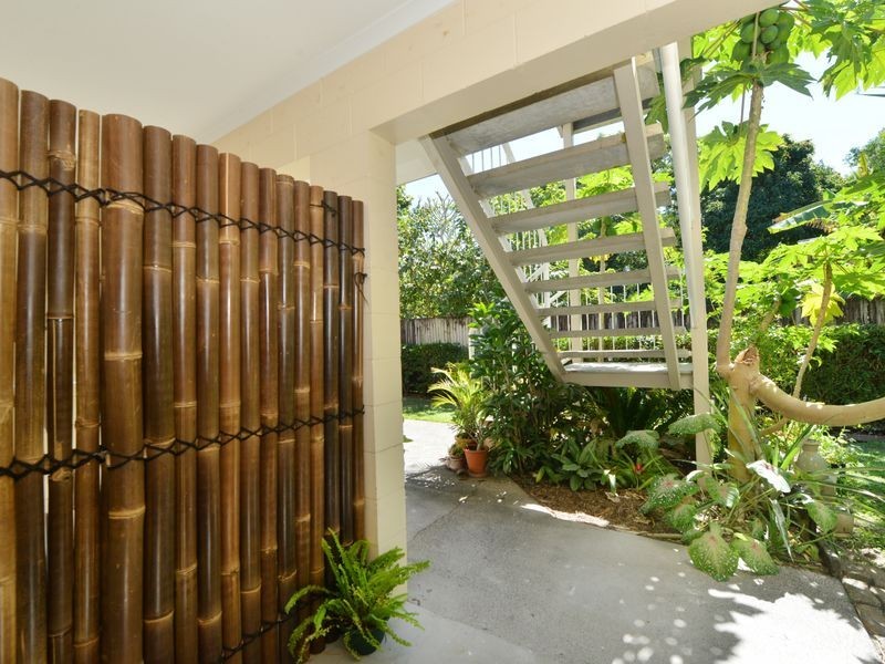 1/180 Pease Street, Manoora QLD 4870