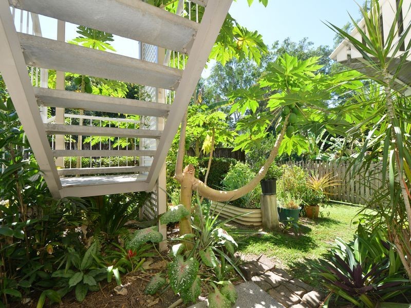 1/180 Pease Street, Manoora QLD 4870