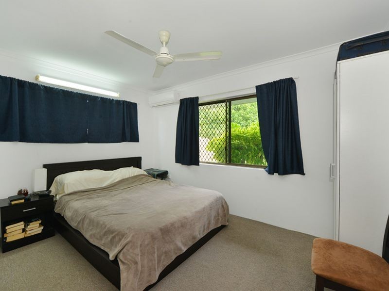 1 & 2/21 Boden Street, Edge Hill QLD 4870