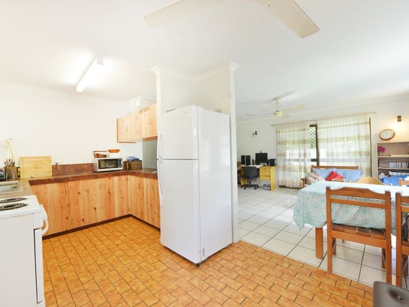 1 & 2/21 Boden Street, Edge Hill QLD 4870