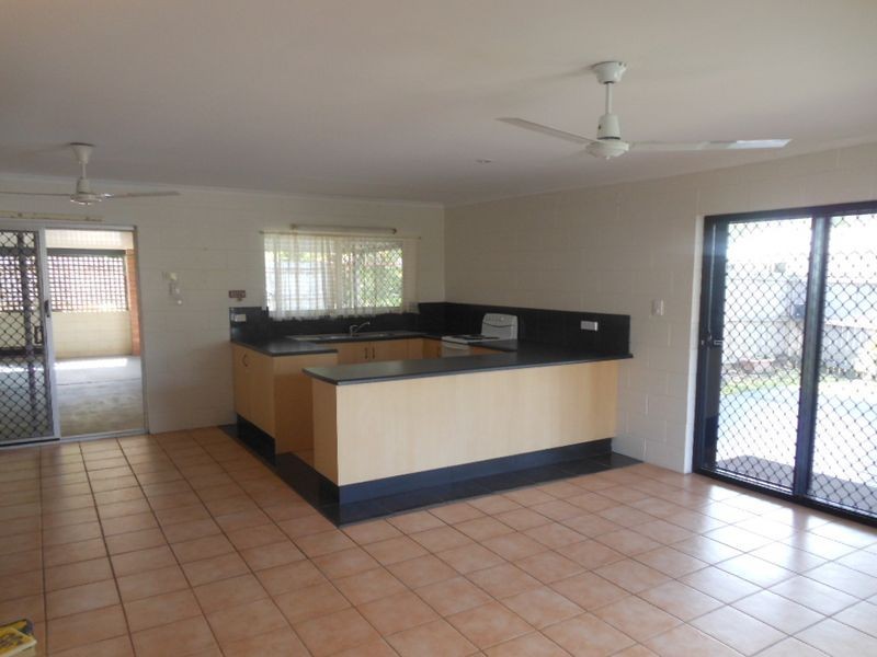 18 Gardenia Court, Mooroobool QLD 4870