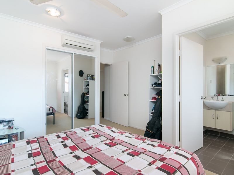 406/11-15 Charlekata Close, Freshwater QLD 4870