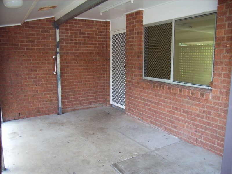 15 Frances Street, Mooroobool QLD 4870