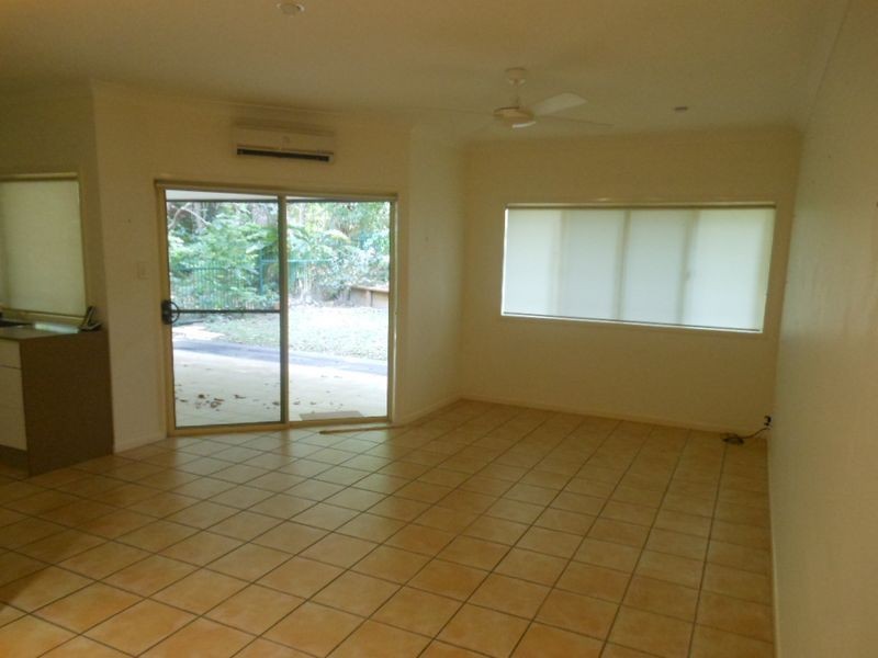 1/12 Murchison Street, Whitfield QLD 4870